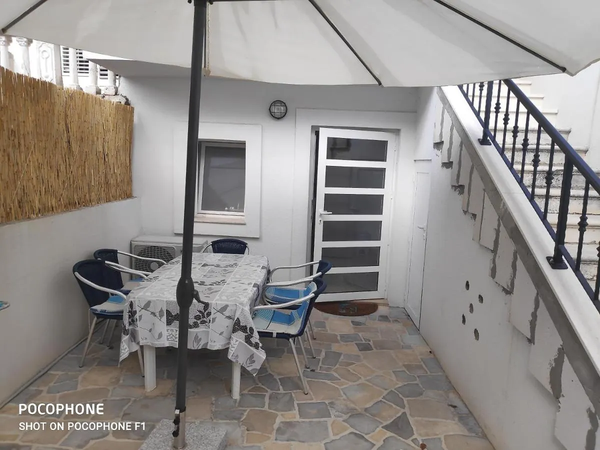 Valentino Apartment Turanj Croatia