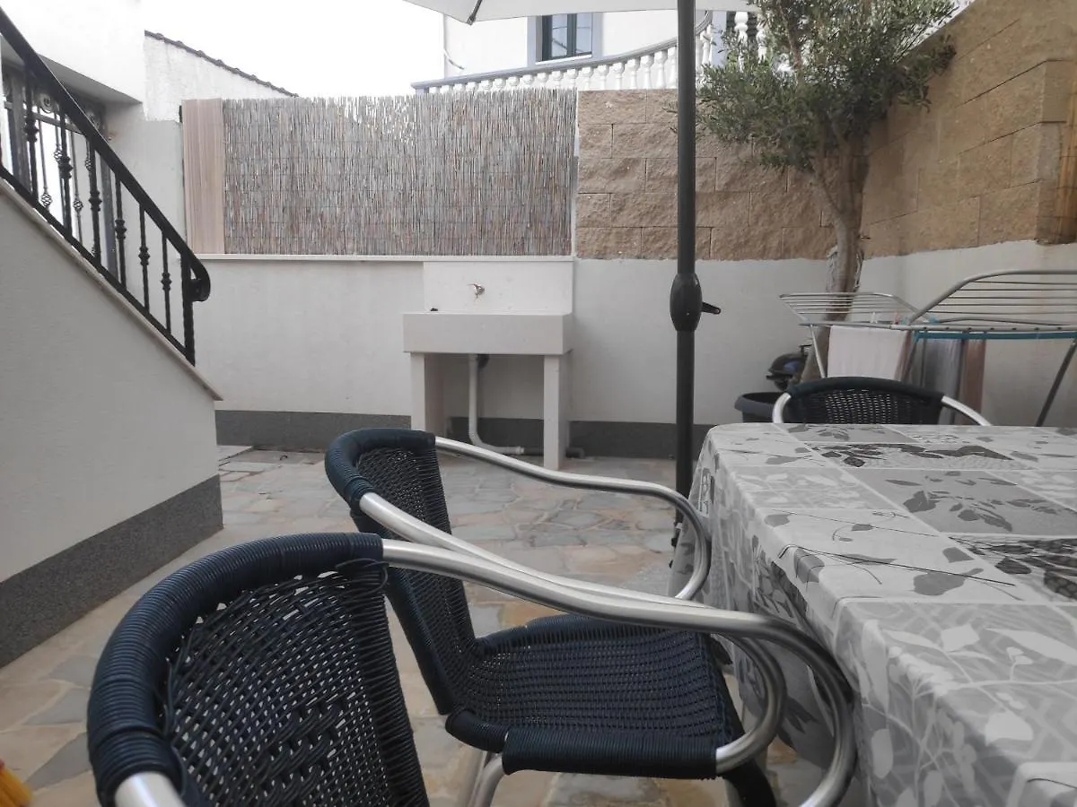 Valentino Apartment Turanj