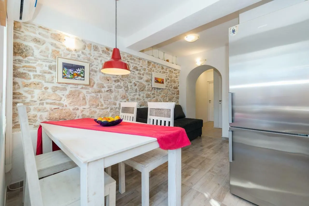Valentino Apartment Turanj